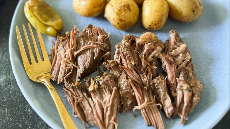 Asado de Res Mississippi en Olla de Cocción Lenta: Receta Infalible y Sabrosa