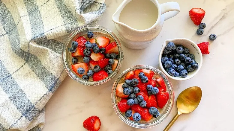 Avena Nocturna con Especias Chai: Receta Saludable y Práctica para un Desayuno Energético
