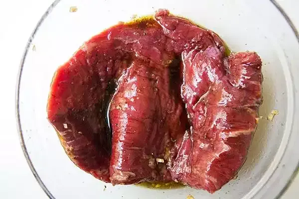 Receta de Bistec de Arrachera Marinado a la Parrilla