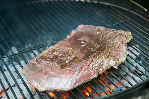 Receta de Bistec de Arrachera Marinado a la Parrilla