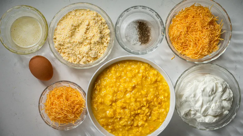 Cazuela de Elote con Queso Cremosa: Receta Fácil y el Acompañamiento Perfecto
