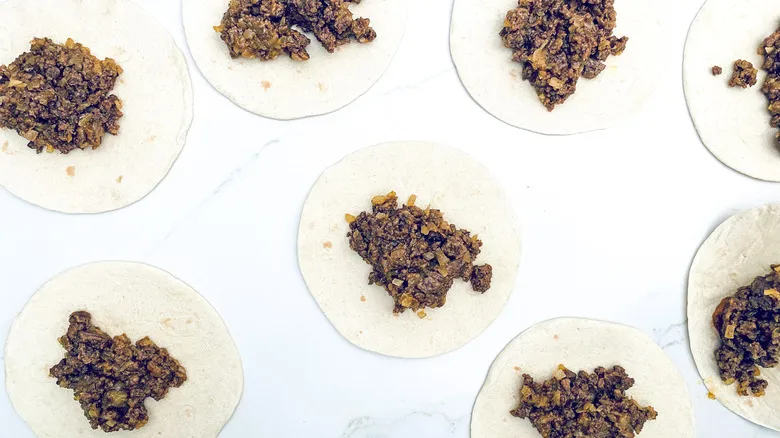 Chimichangas de Res en Freidora de Aire: Receta Fácil y Crujiente para Toda la Familia