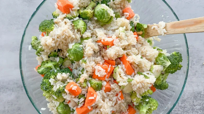 Coles de Bruselas y Tofu al Horno: Receta Saludable y Vegana Esencial