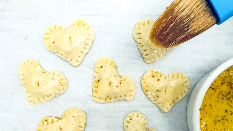 Corazones de Hojaldre Cubanos: Un Bocado Salado Irresistible para Cualquier Ocasión
