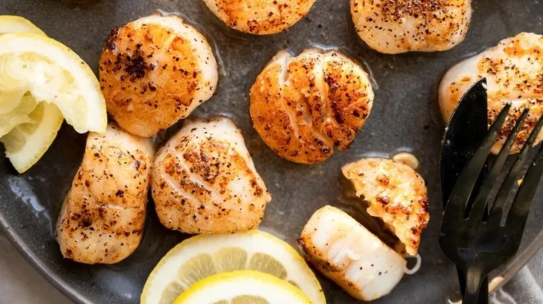Delicias del Mar: Recetas Fáciles y Saludables con Pescado y Mariscos