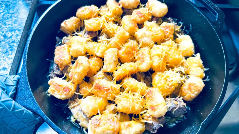 Dominando el Skillet: Bistec y Papas con Mantequilla de Ajo para Cualquier Ocasión