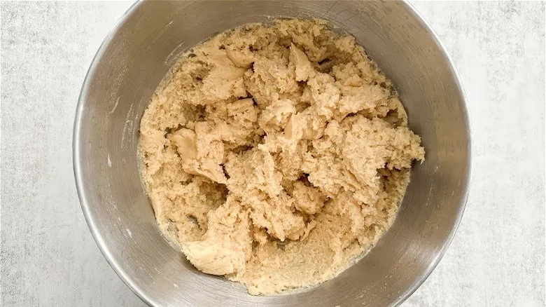 Receta Clásica de Galletas de Azúcar con Chispas: Perfectas para Celebraciones y San Valentín