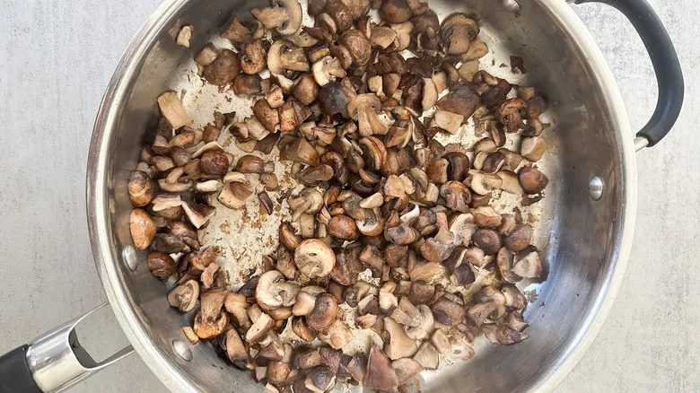 Envolturas de Lechuga con Tofu y Champiñones: Receta Vegana Fácil y Nutritiva
