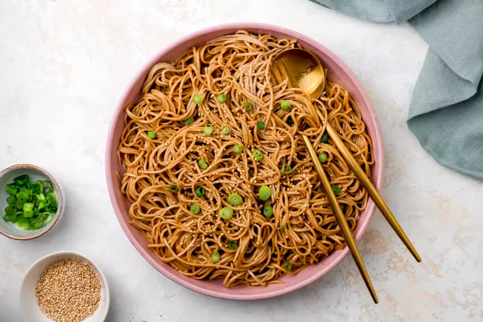 Fideos de Sésamo y Maní - Receta fácil y deliciosa