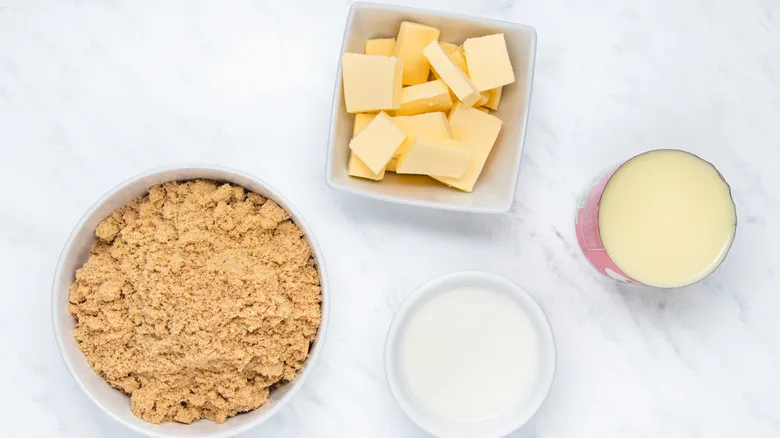 Fudge Casero de 4 Ingredientes: La Receta Irresistible y Fácil que Cambiará tu Paladar
