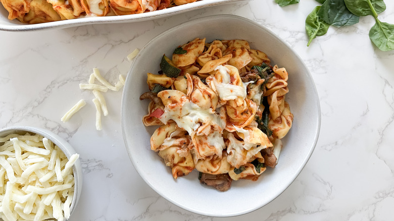 Gratín de Tortellini con Verduras: Receta Fácil, Nutritiva y Versátil para Toda la Familia