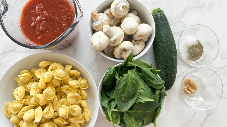 Gratín de Tortellini con Verduras: Receta Fácil, Nutritiva y Versátil para Toda la Familia