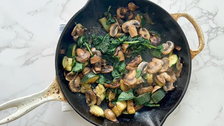 Gratín de Tortellini con Verduras: Receta Fácil, Nutritiva y Versátil para Toda la Familia