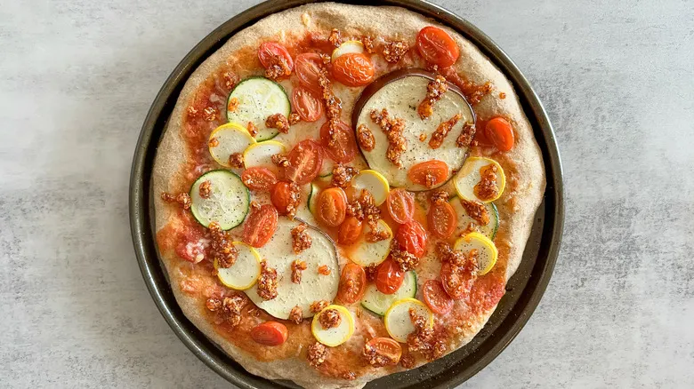 Pizza Integral de Vegetales Frescos: Receta Saludable y Versátil para Disfrutar