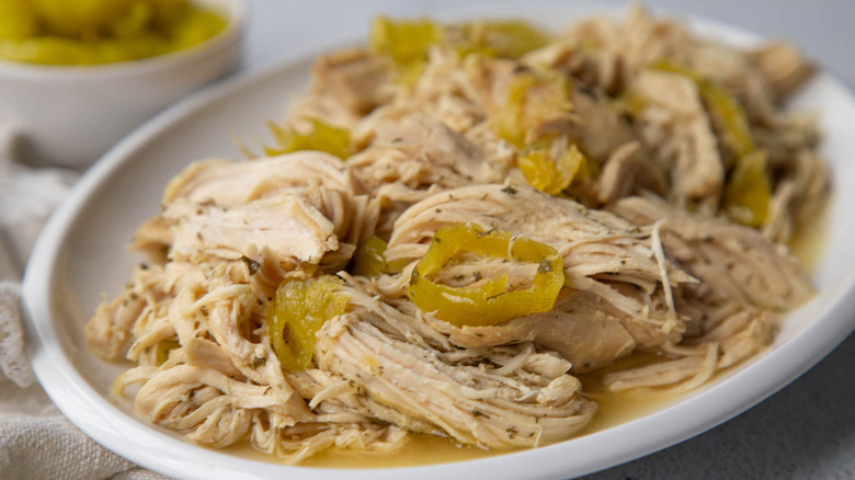 Pollo Mississippi en Olla de Cocción Lenta: Receta Fácil y Casera Sin Sobres