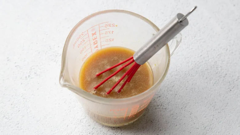 Pollo Mississippi en Olla de Cocción Lenta: Receta Fácil y Casera Sin Sobres