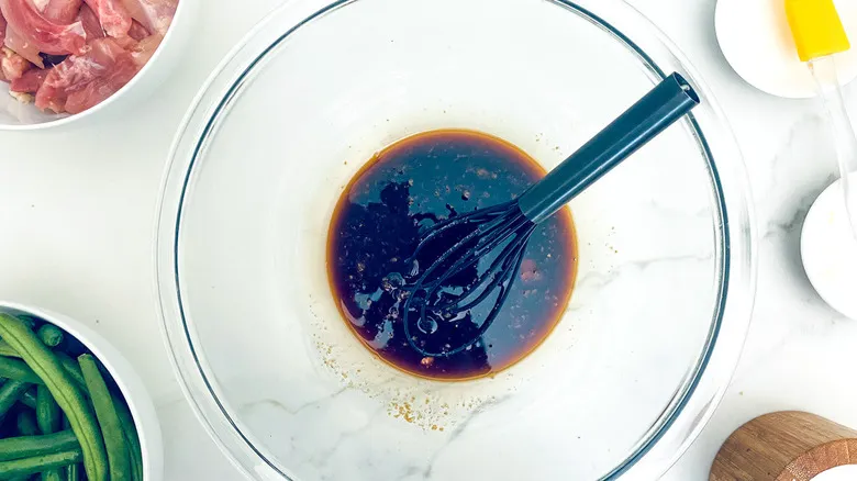 Pollo Teriyaki en Charola: Receta Infalible para Comidas Rápidas y Saludables