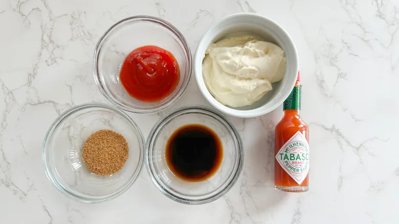 Prepara la Famosa Salsa Raising Cane&#x27;s en Casa: Receta Fácil y Rápida