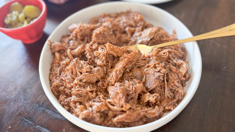 Puerco Deshebrado BBQ en Instant Pot: Receta Esencial para una Cocción Rápida y Deliciosa