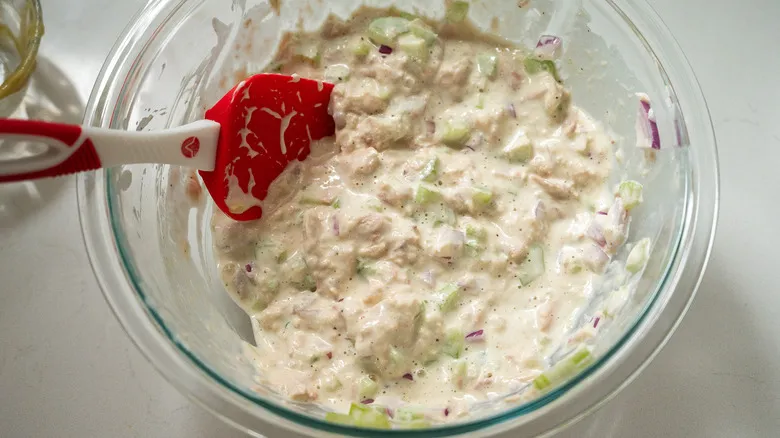 Receta Clásica de Ensalada de Atún: Fácil, Saludable y Versátil para el Día a Día