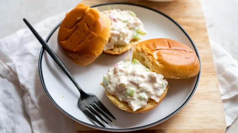 Receta Clásica de Ensalada de Atún: Fácil, Saludable y Versátil para el Día a Día