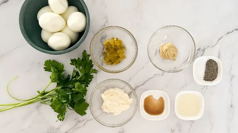 Receta Clásica de Ensalada de Huevo: Fácil, Cremosa y Perfecta para tu Sándwich