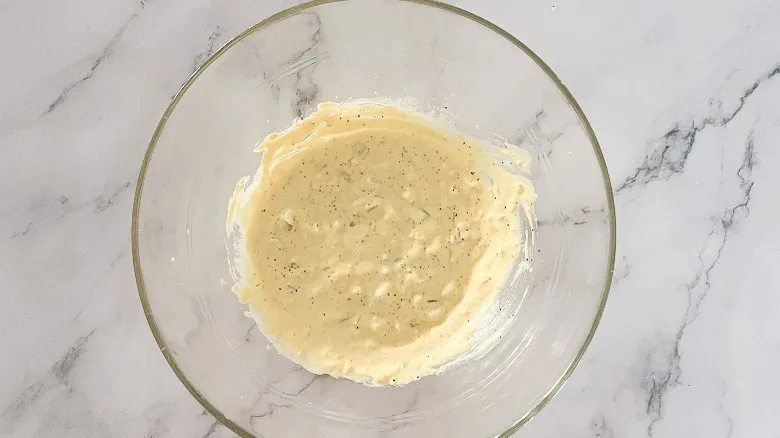 Receta Clásica de Ensalada de Huevo: Fácil, Cremosa y Perfecta para tu Sándwich