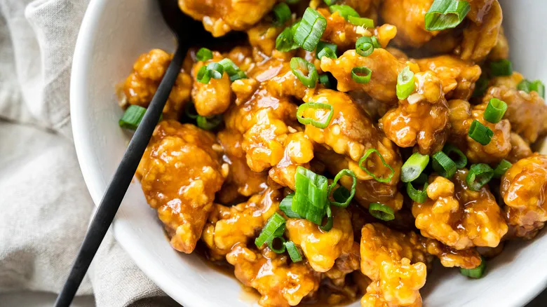 Receta Clásica de Pollo a la Naranja Casero: Sabor de Restaurante en Tu Hogar