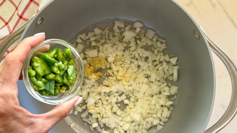 Receta de Curry de Champiñones y Coco: Un Plato Vegano Confortante y Saludable