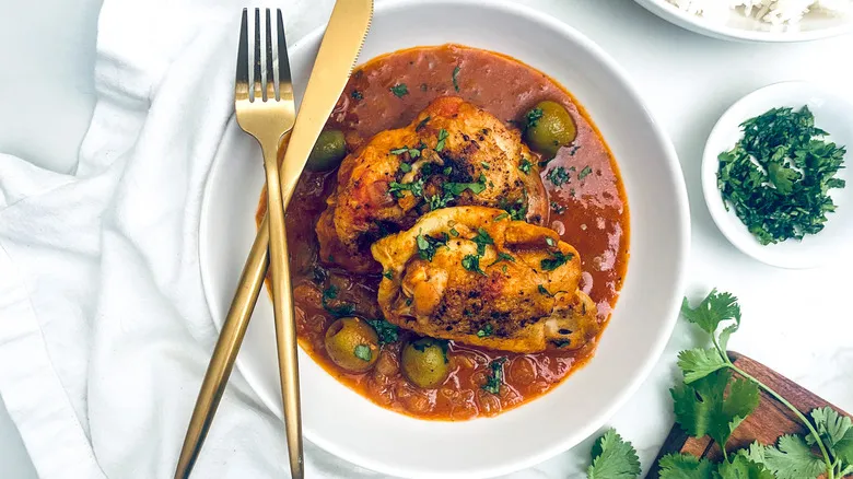 Receta de Fricasé de Pollo Cubano: Tradición y Sabor Auténtico en Casa