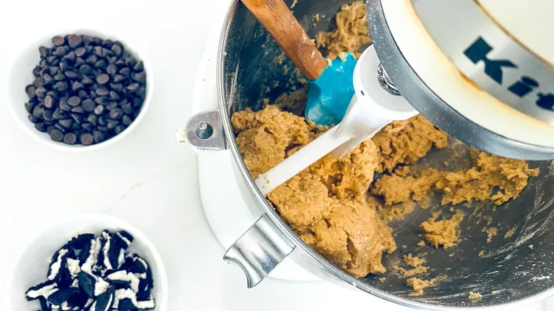 Receta de Pastel-Galleta Gigante: Un Postre Versátil y Fácil de Preparar