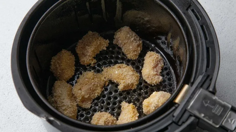 Receta de Pollo Popcorn Casero Crujiente: Preparación Fácil en Freidora de Aire