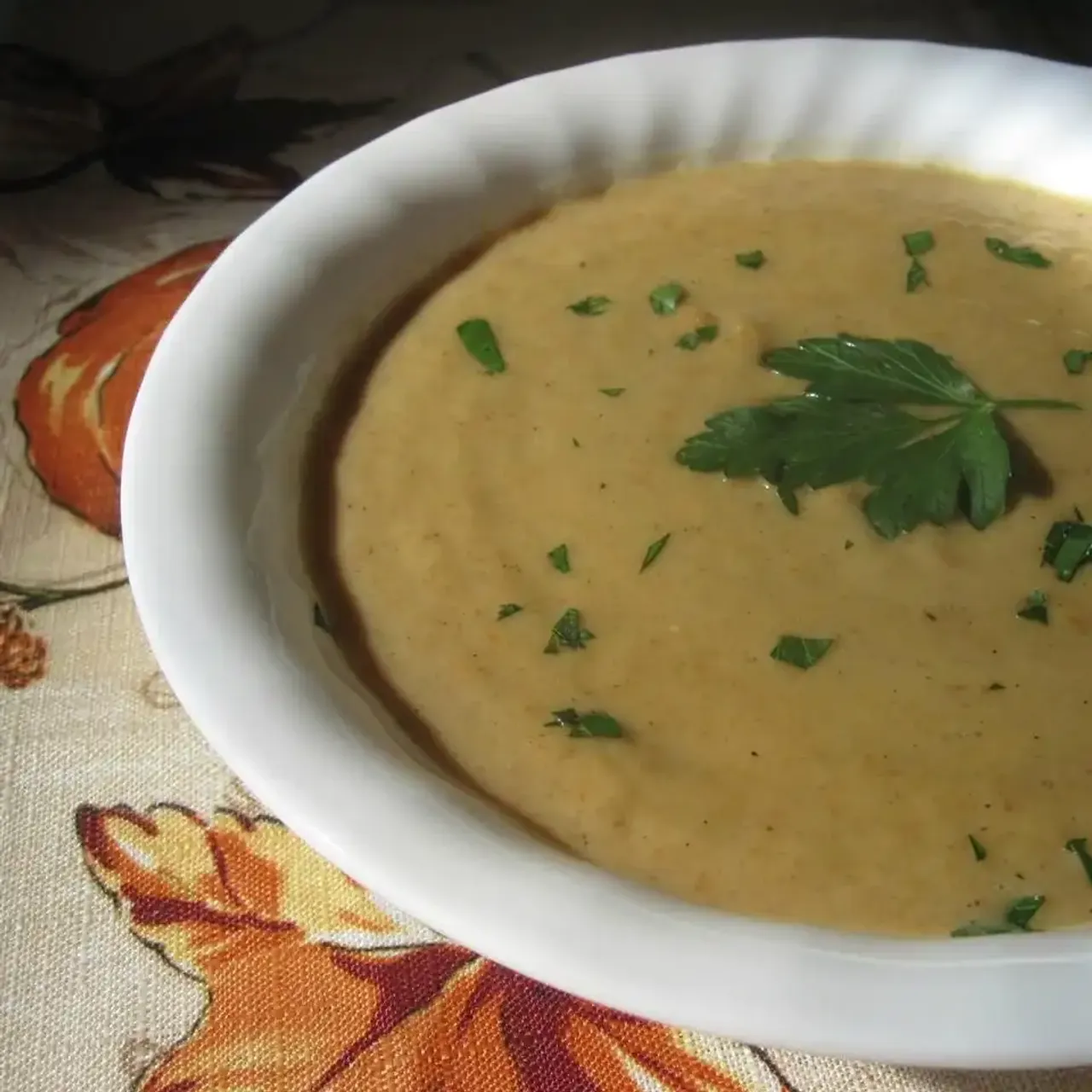 Sopa cremosa de chirivía asada