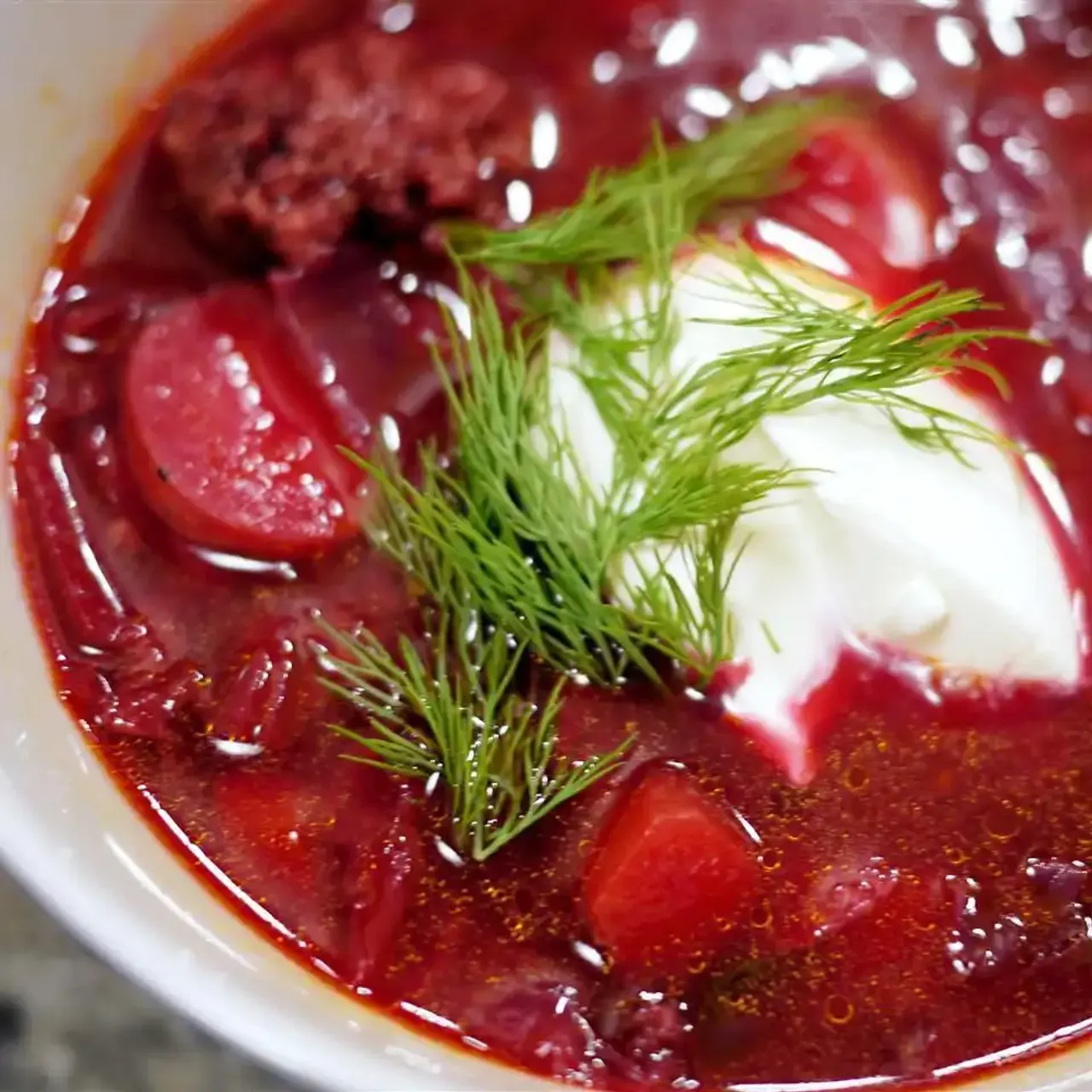 Sopa borscht roja ucraniana