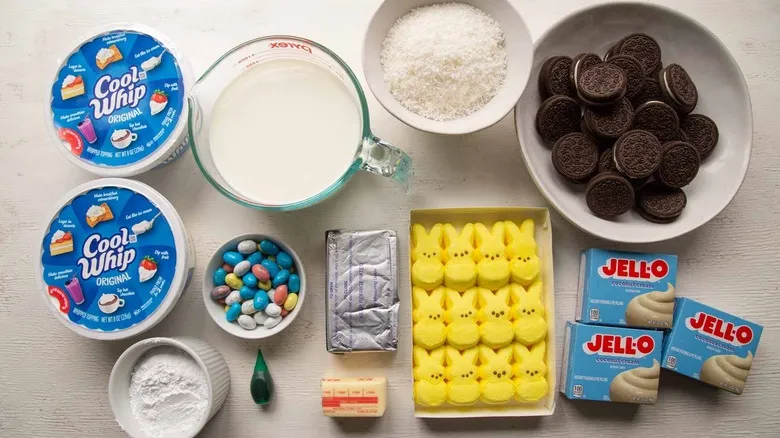 Receta Clásica de Pastel de Tierra de Pascua: El Postre Festivo con Oreo y Coco que Encanta a Todos