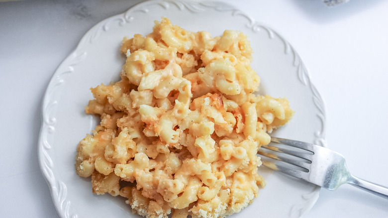 Receta Definitiva de Macarrones con Queso Horneados: Cremosos y Perfectos