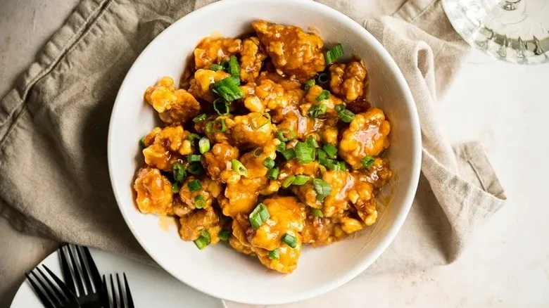 Recetas de Pollo Fáciles y Deliciosas para Cenas Rápidas entre Semana: Opciones Prácticas para el Chef Moderno