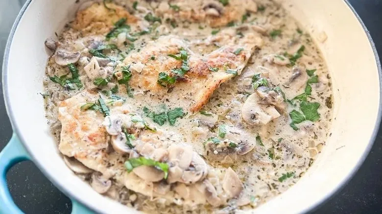 Recetas de Pollo Fáciles y Deliciosas para Cenas Rápidas entre Semana: Opciones Prácticas para el Chef Moderno