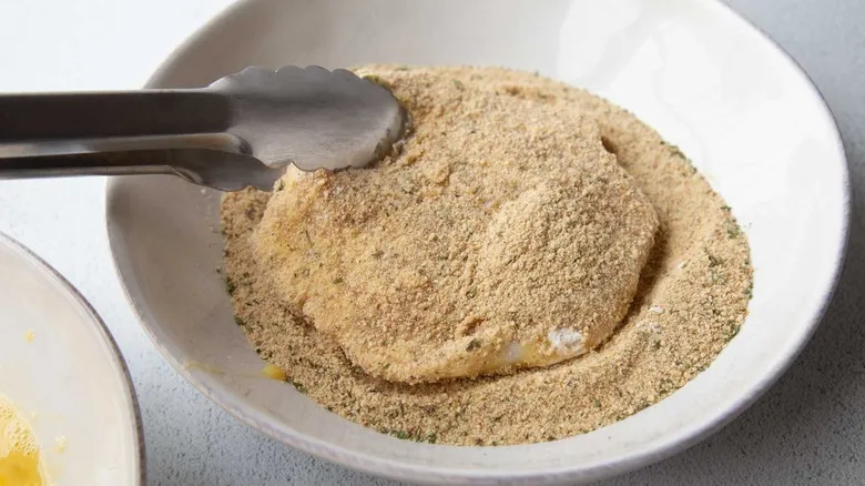 Sándwich de Chuleta de Cerdo Frita Clásico: Receta Fácil y Jugosa para Deleitarte