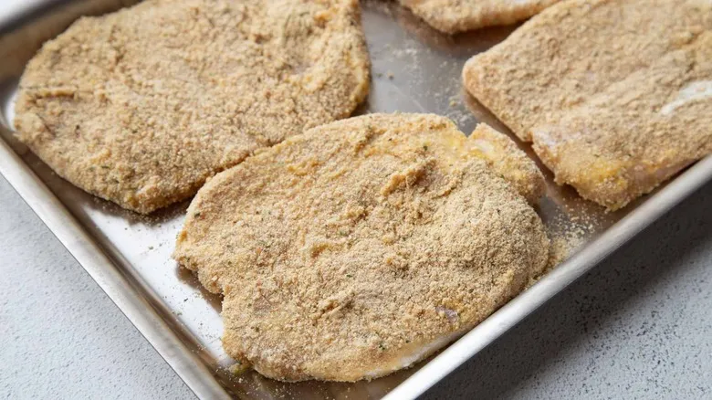 Sándwich de Chuleta de Cerdo Frita Clásico: Receta Fácil y Jugosa para Deleitarte