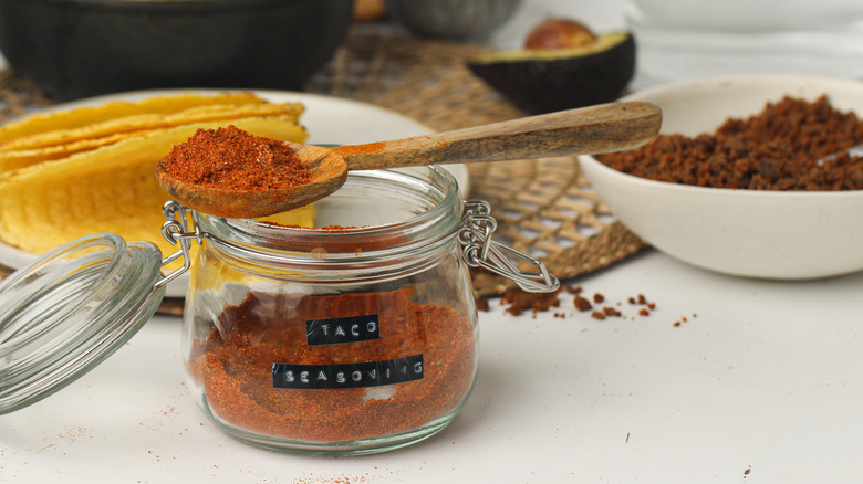 Sazonador Casero para Tacos Ahumado: La Receta Esencial para un Sabor Inolvidable