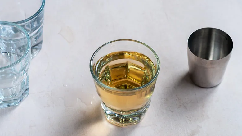 Shot de Té Verde: Receta Fácil y Económica para Celebraciones Inolvidables