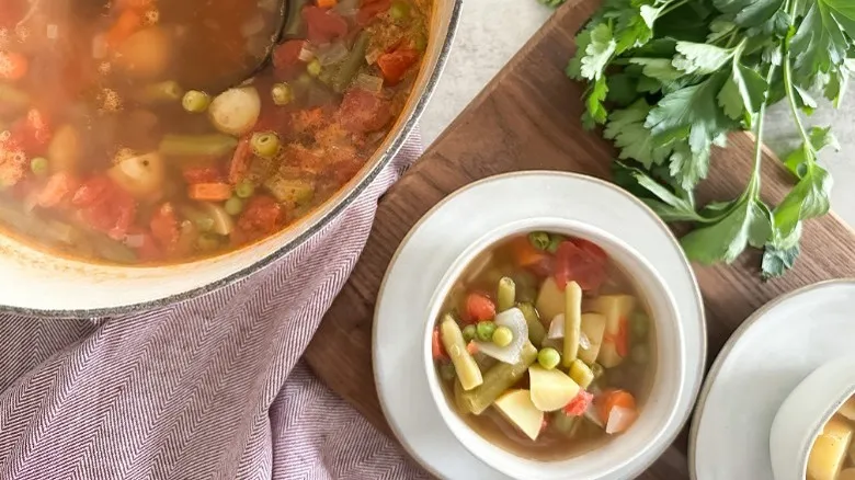 Sopas Caseras Esenciales: Calidez y Sabor para Cualquier Momento del Año