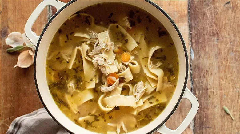 Sopas Caseras Esenciales: Calidez y Sabor para Cualquier Momento del Año