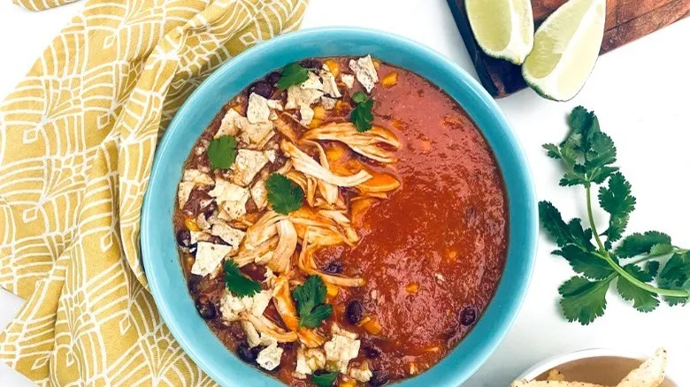 Sopas Caseras Esenciales: Calidez y Sabor para Cualquier Momento del Año